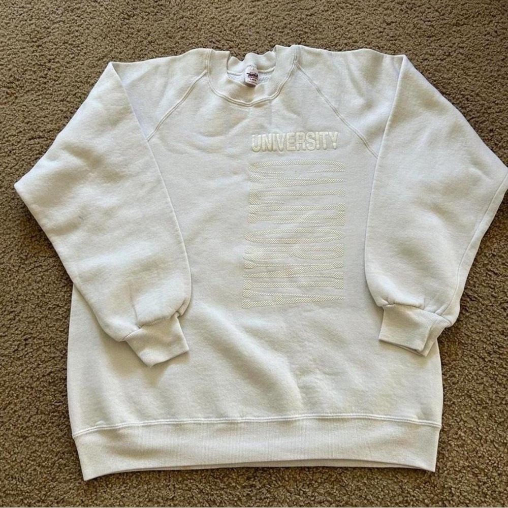 Vintage 80s white lightweight crewneck sweatshirt with "University" "California"
